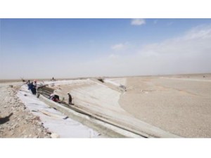 博樂(lè )塔斯爾海水庫施工現場(chǎng)